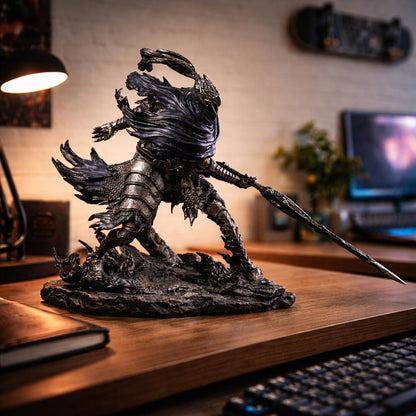 Abysswalker Knight Statue — 19 cm