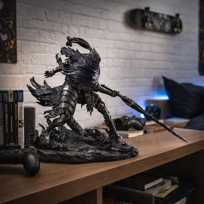 Abysswalker Knight Statue — 19 cm