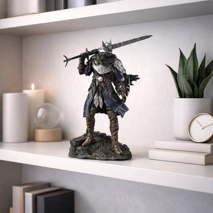 Greatsword Knight Display Statue — 24 cm