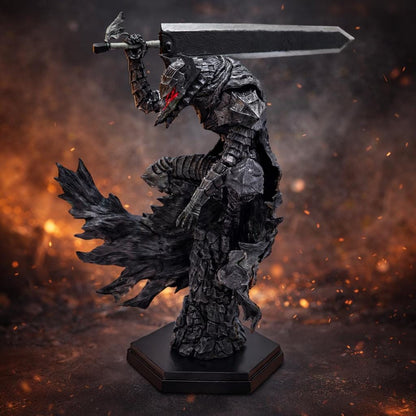 Black Swordsman Armored Statue — 24 cm