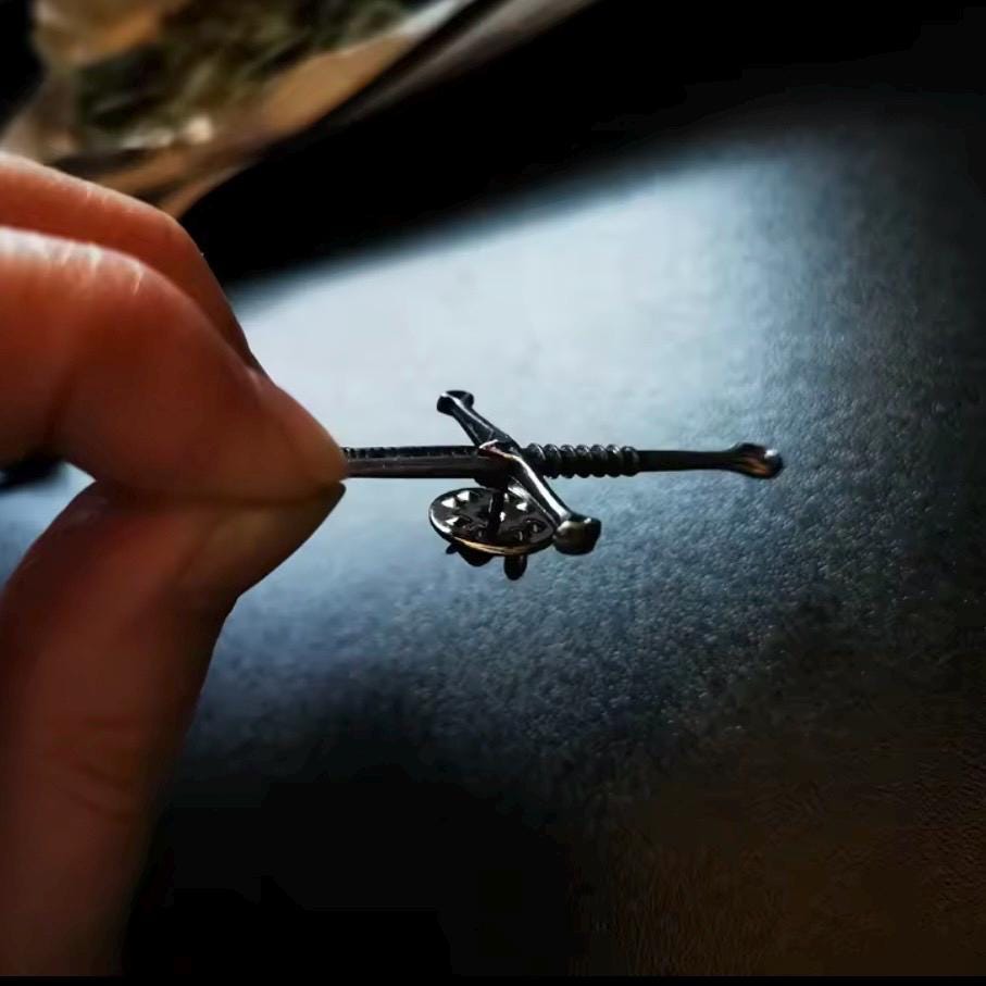 Broken Sword Medieval Lapel Pin