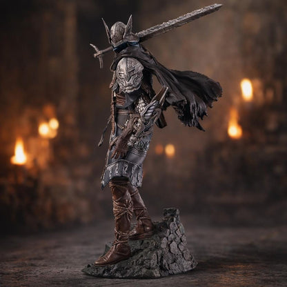 Greatsword Knight Display Statue — 24 cm