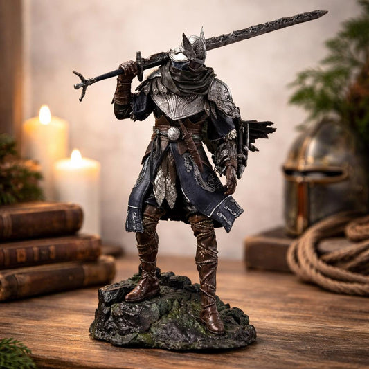 Greatsword Knight Display Statue — 24 cm